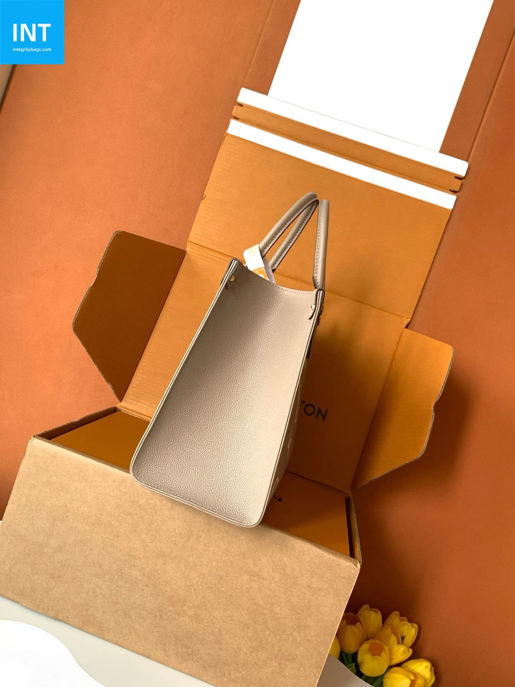 Louis Vuitton M45494 OnTheGo MM