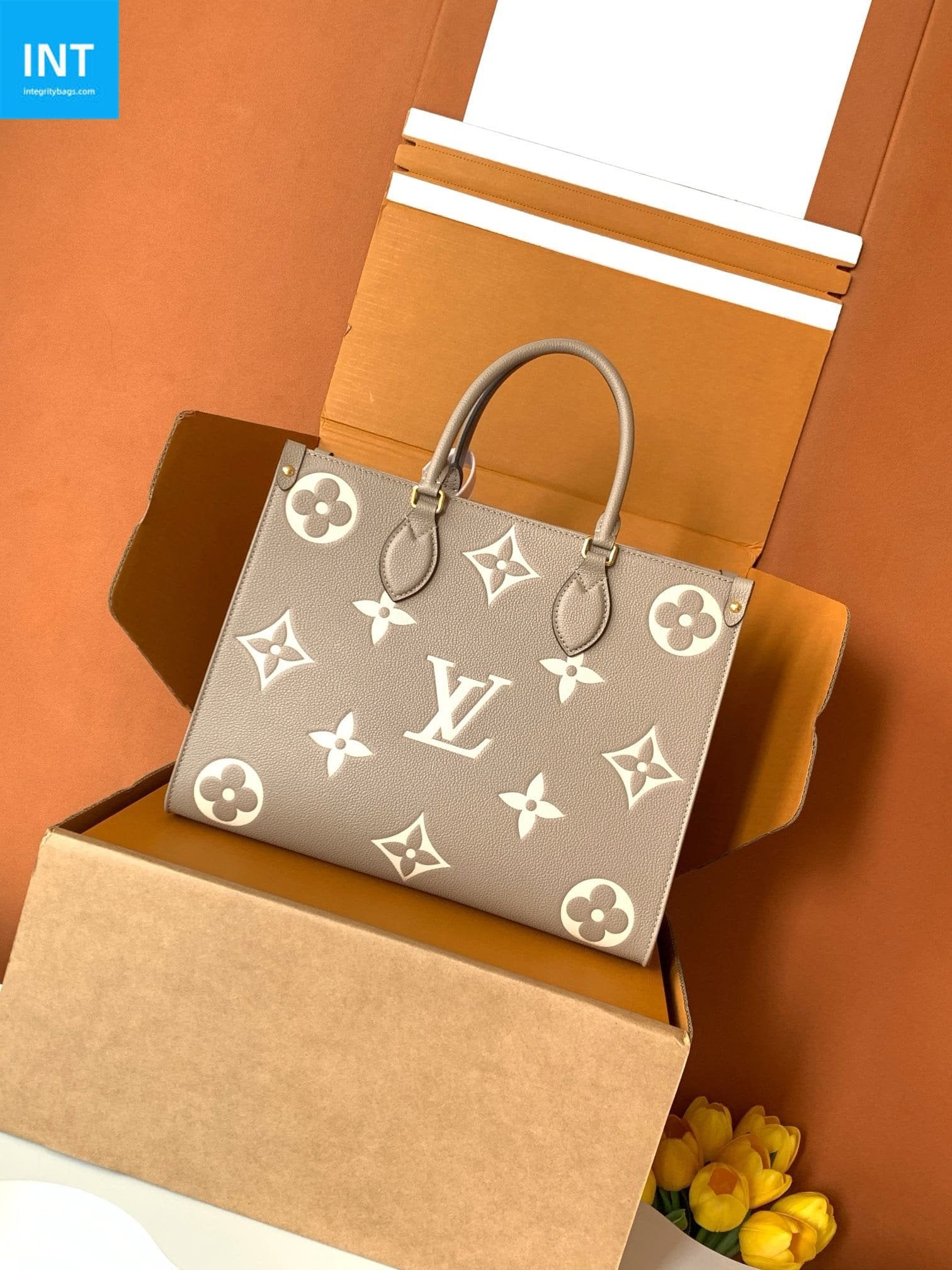 Louis Vuitton M45494 OnTheGo MM