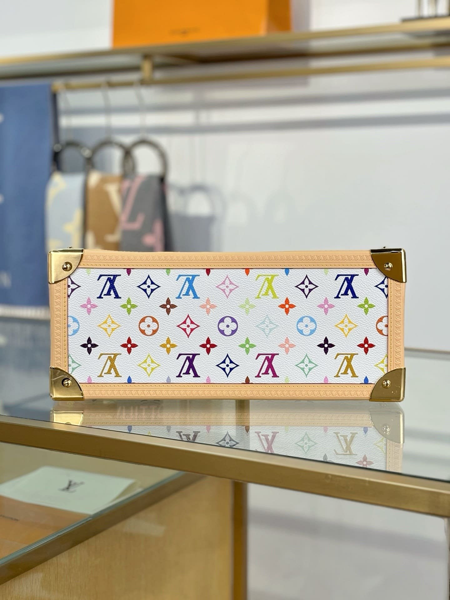 Louis Vuitton M13079 LV x TM OnTheGo MM
