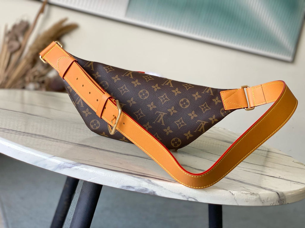 Louis Vuitton M14019 Rush Bumbag
