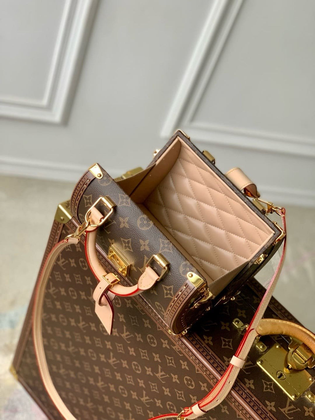 Louis Vuitton M11154 Speedy Trunk 20 Monogram