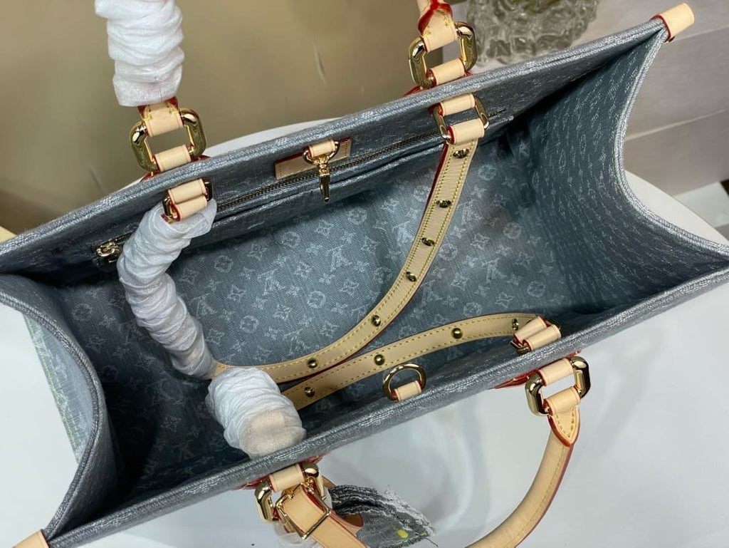 Louis Vuitton M13189 OnTheGo MM