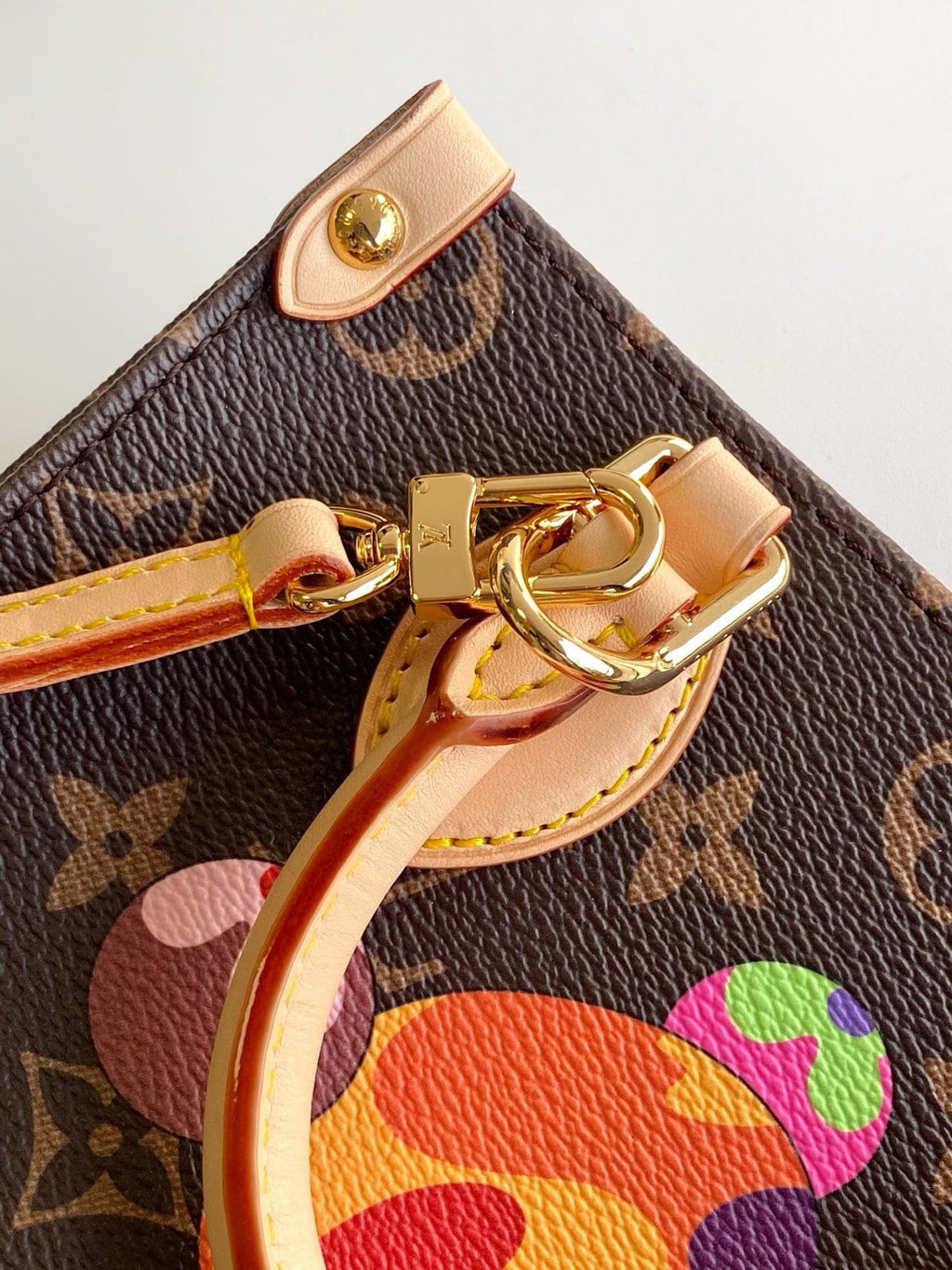 Louis Vuitton M13668 LV x TM ONTHEGO BB Bag