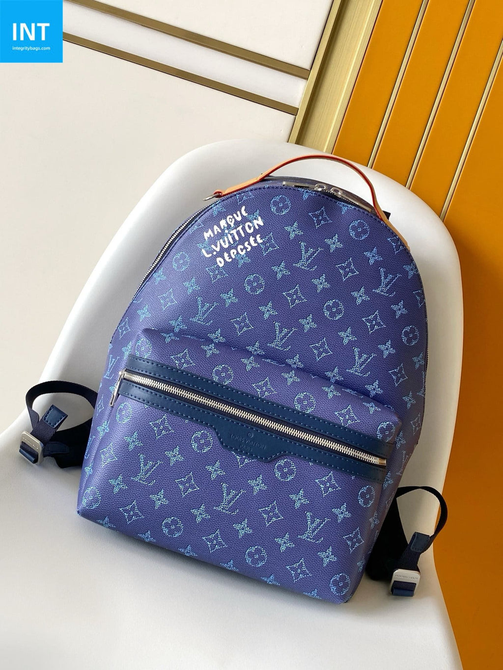 Louis Vuitton M26942 Discovery Backpack PM