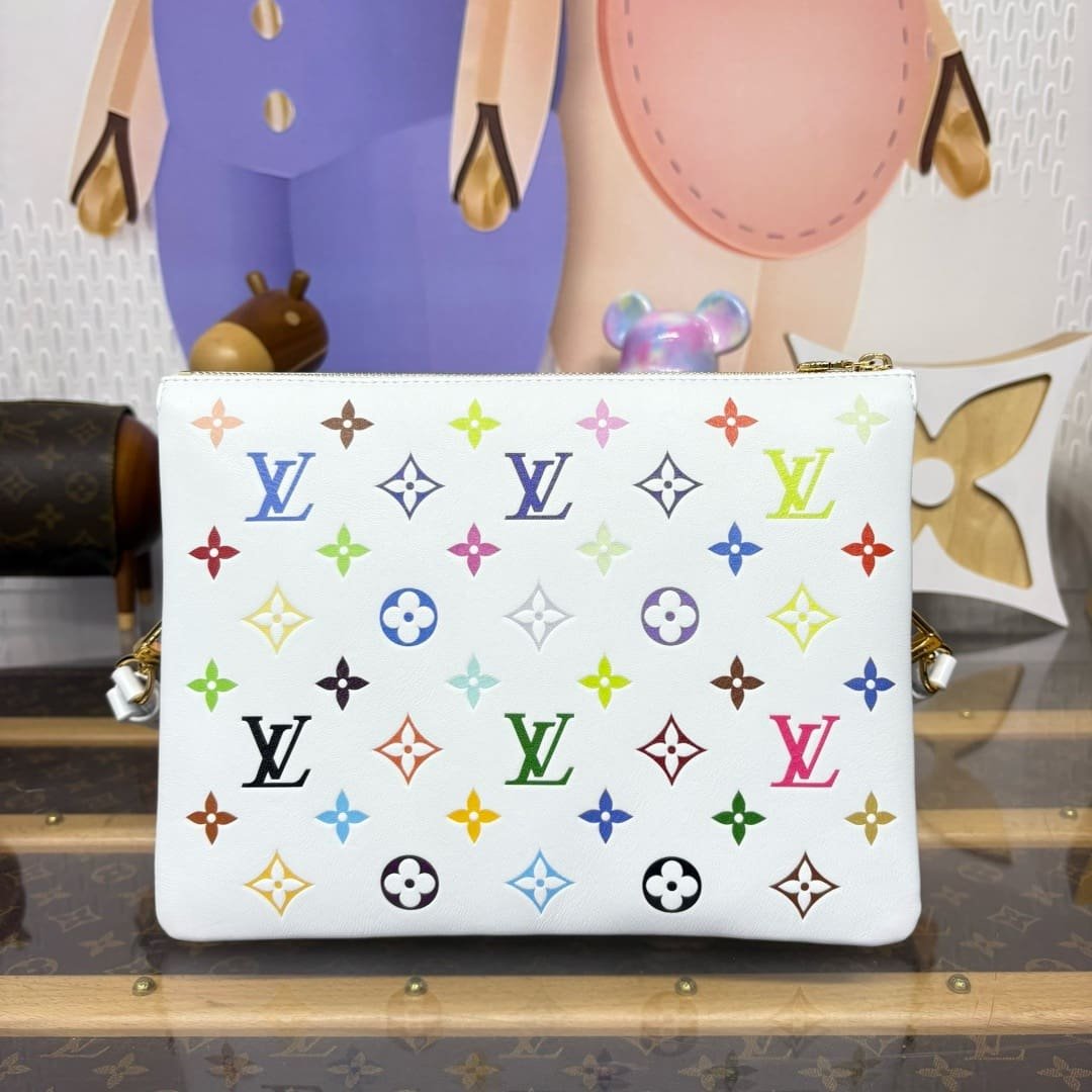 Louis Vuitton M13233 LV x TM Coussin PM