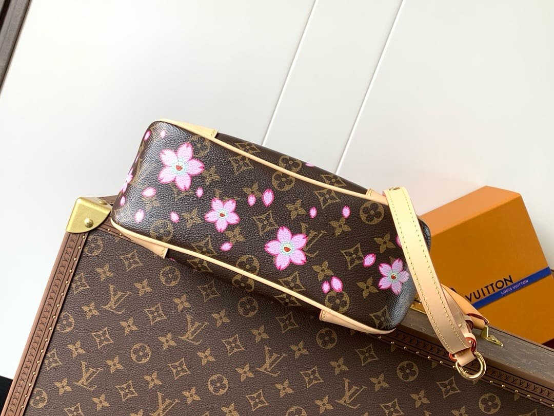 Louis Vuitton M13265 LV x TM Boulogne PM