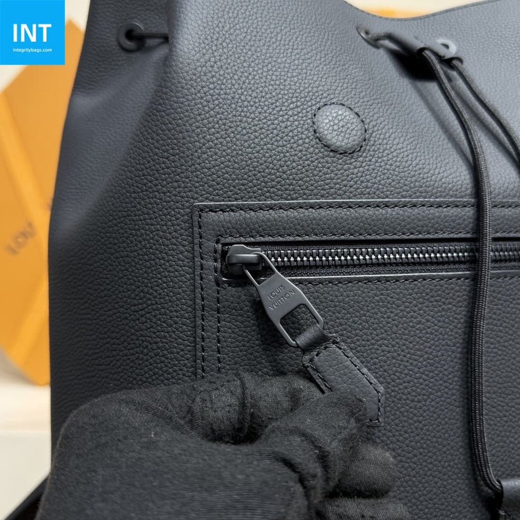 Louis Vuitton M15262 Fastline Backpack