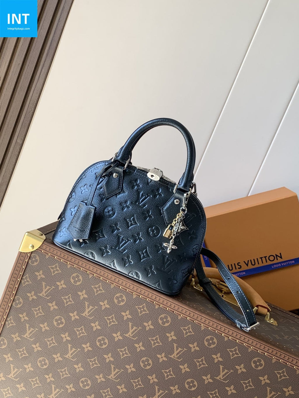 Louis Vuitton M26686 Alma BB