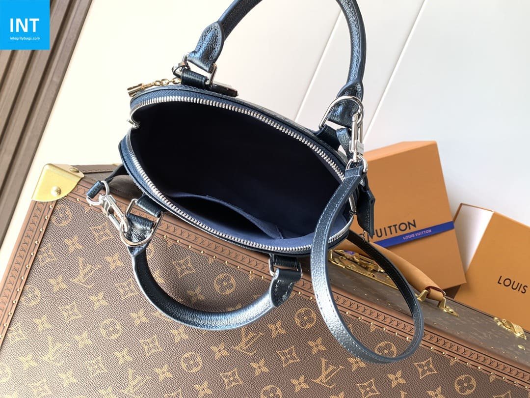 Louis Vuitton M26686 Alma BB