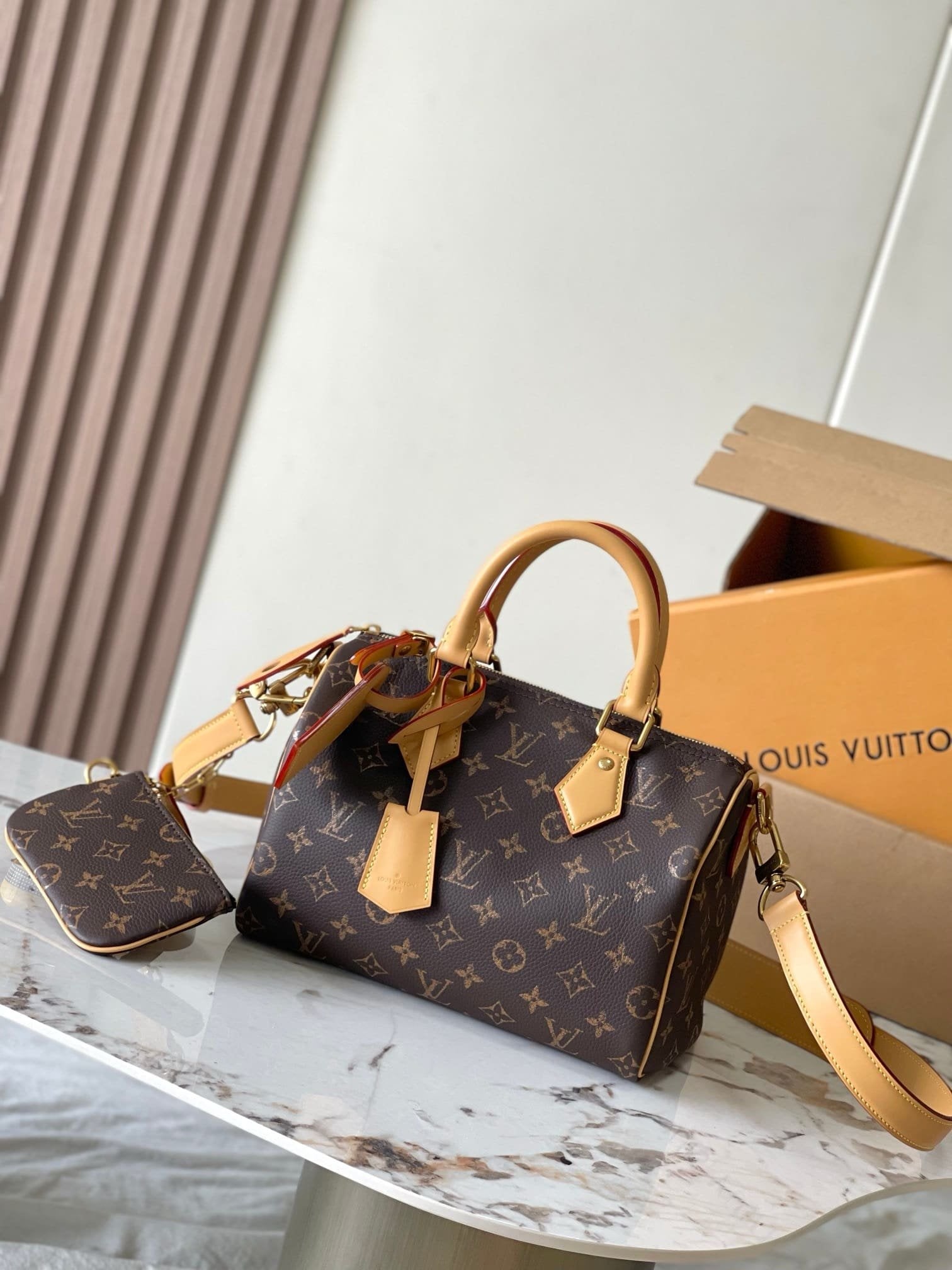 Louis Vuitton M24443 Speedy P9 Bandoulière 25 (top quality)