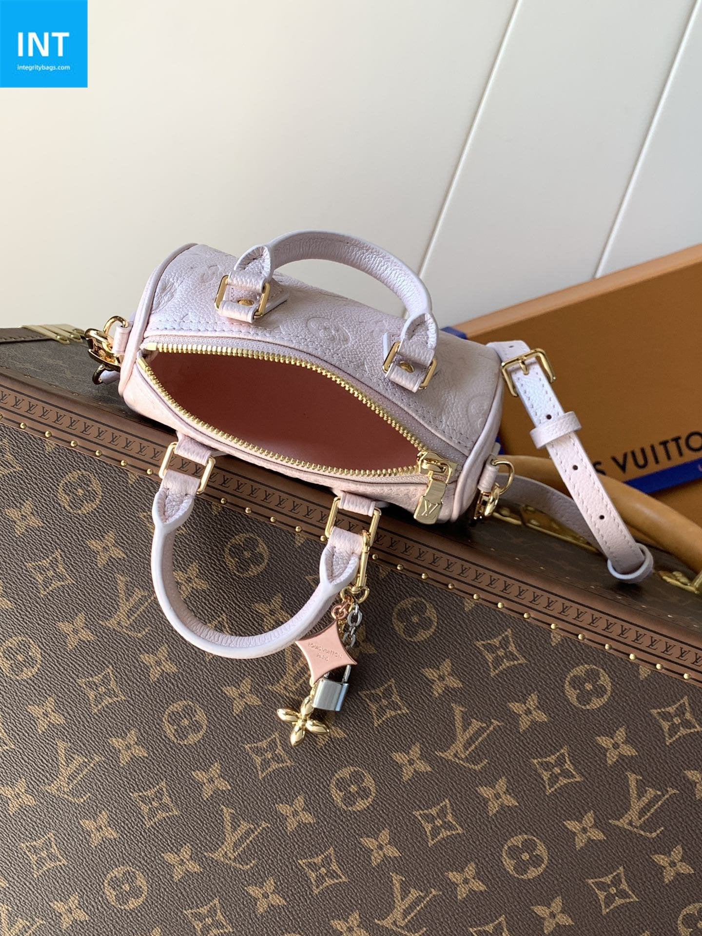 Louis Vuitton M27107 Nano Speedy