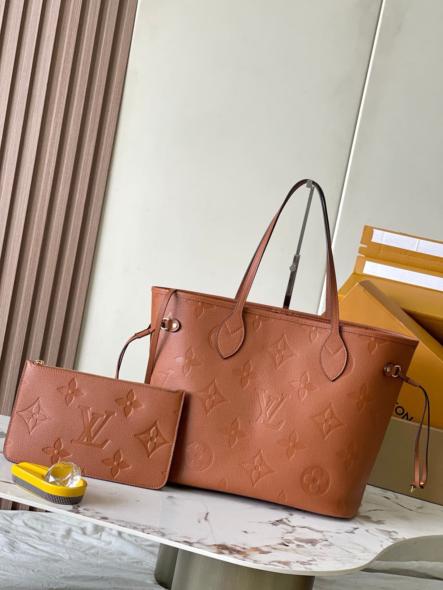 Louis Vuitton M12605 Neverfull MM