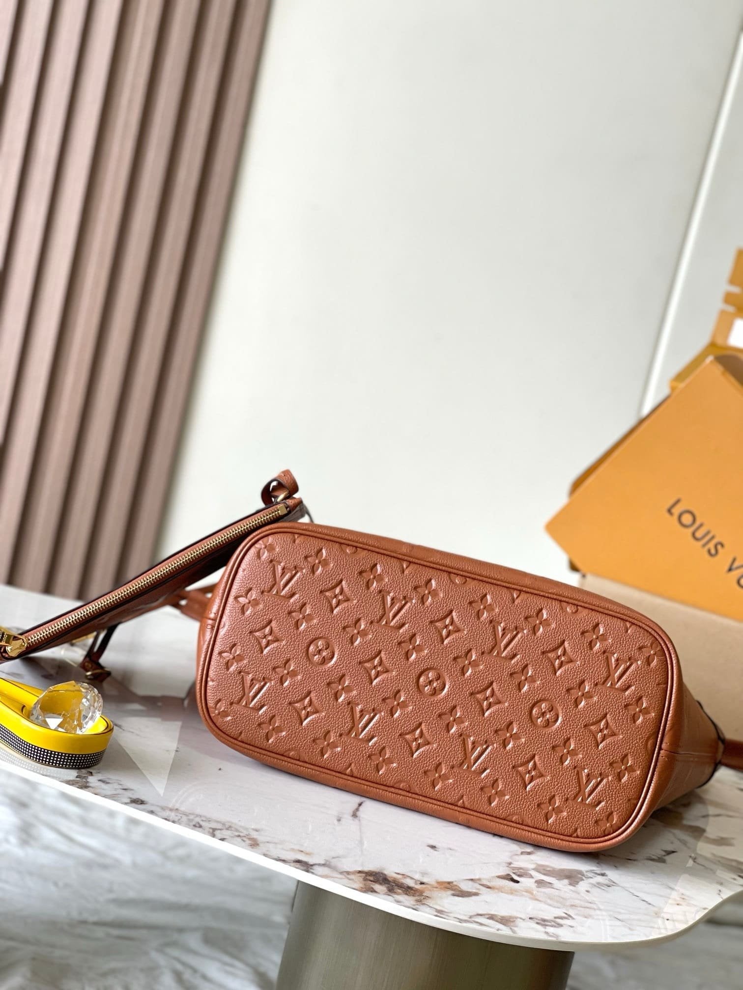 Louis Vuitton M12605 Neverfull MM