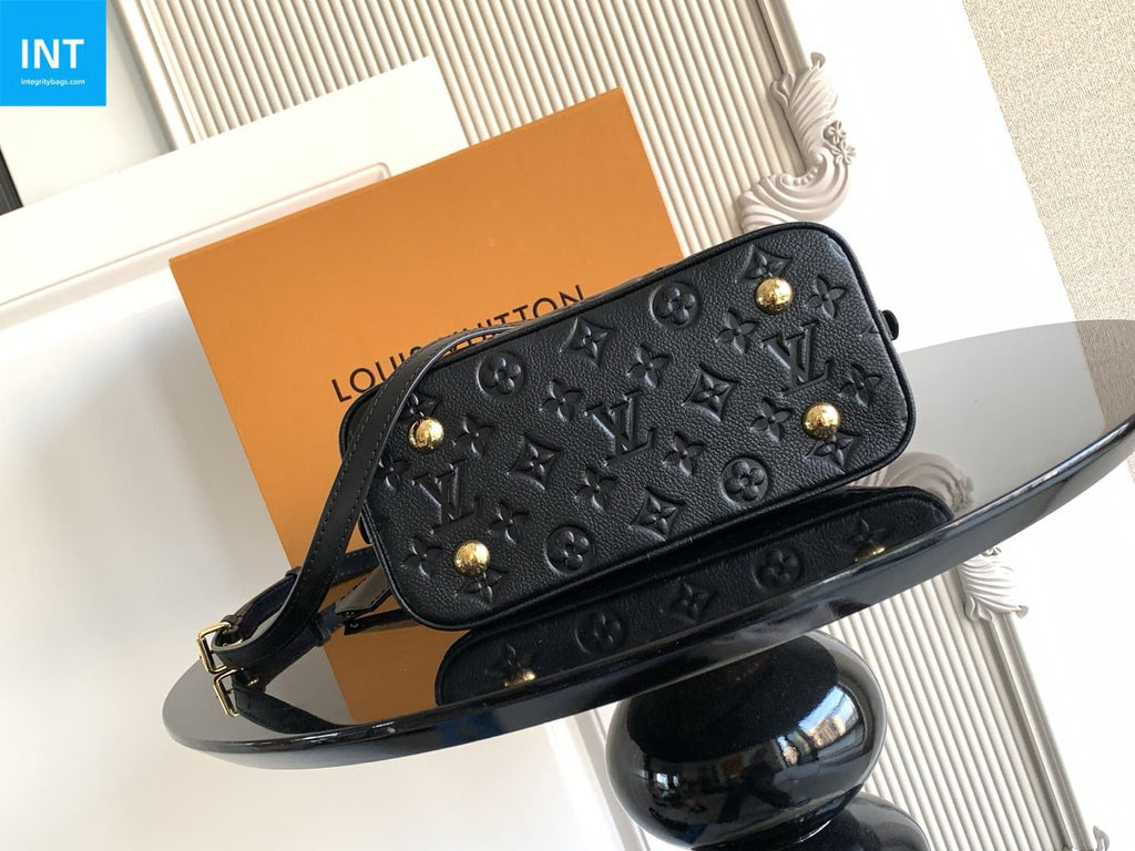 Louis Vuitton M26409 Alma BB