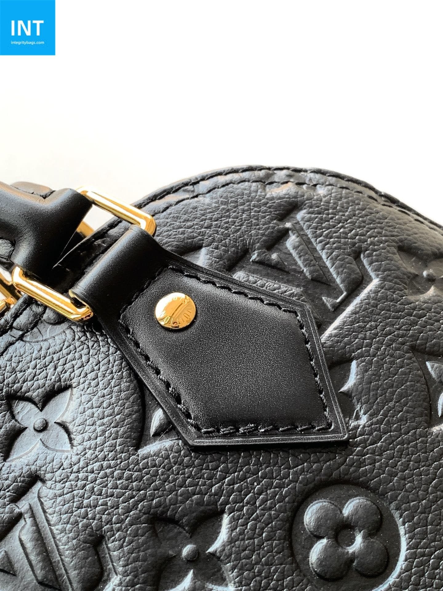 Louis Vuitton M26409 Alma BB