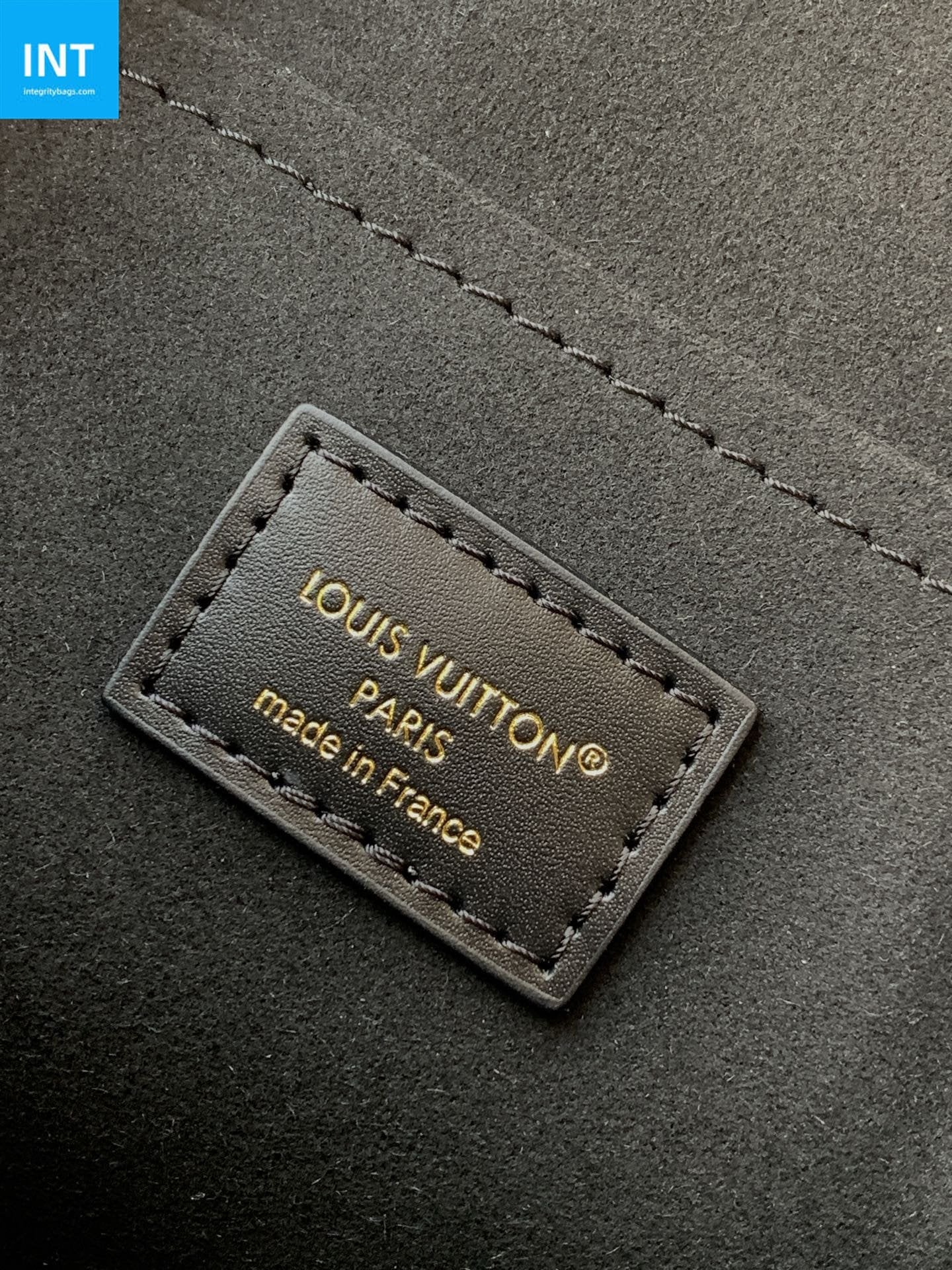 Louis Vuitton M26409 Alma BB
