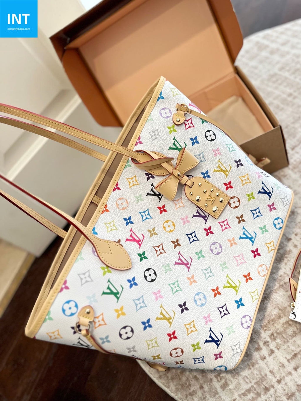 Louis Vuitton M27787 LV x TM Neverfull MM