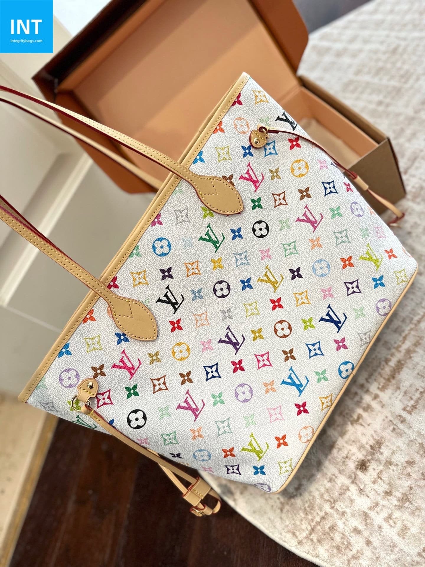 Louis Vuitton M27787 LV x TM Neverfull MM