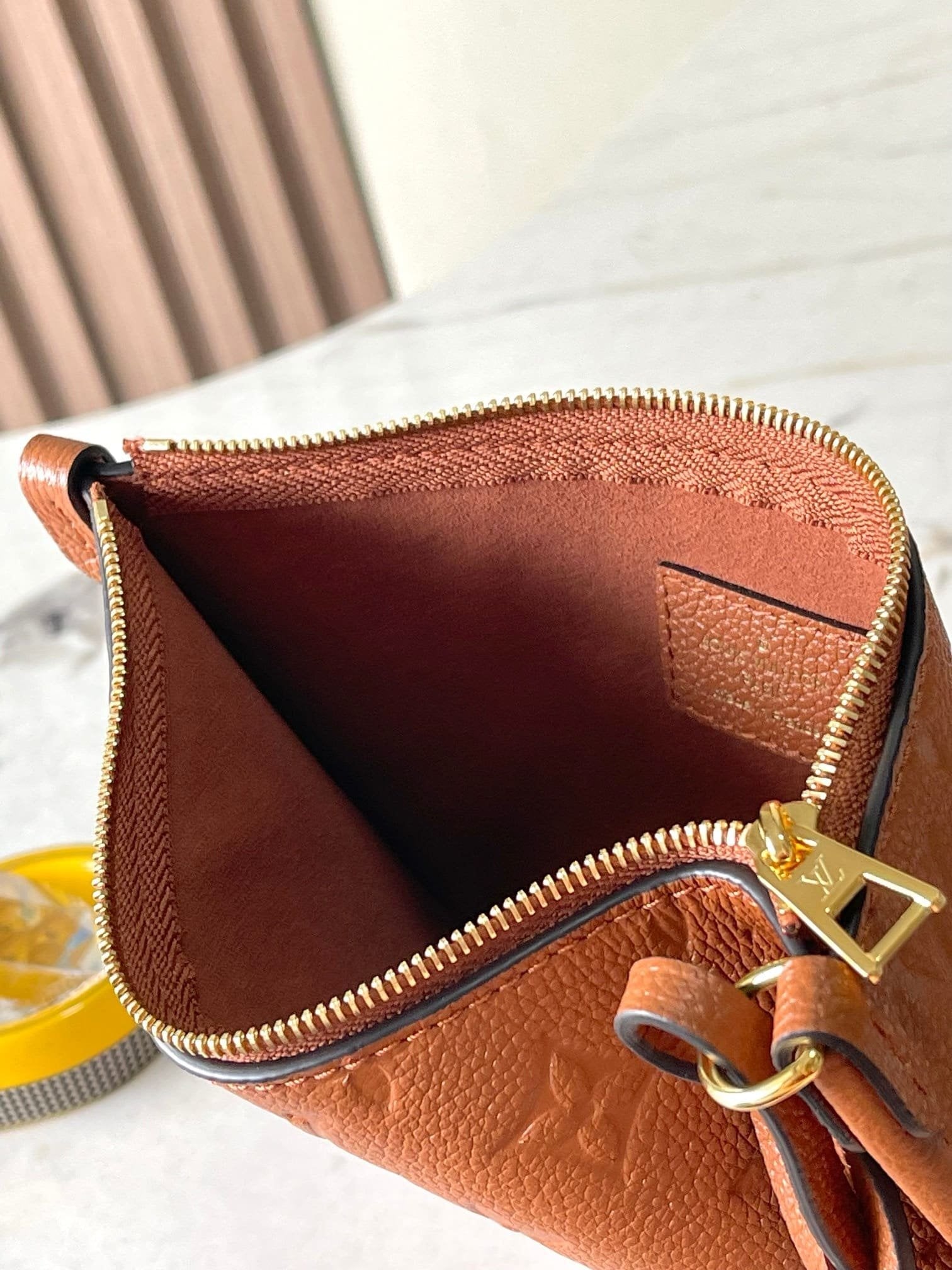 Louis Vuitton M11790 CarryAll PM