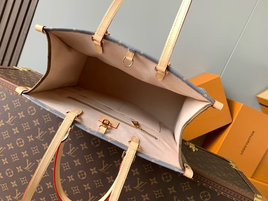 Louis Vuitton M12415 OnTheGo MM