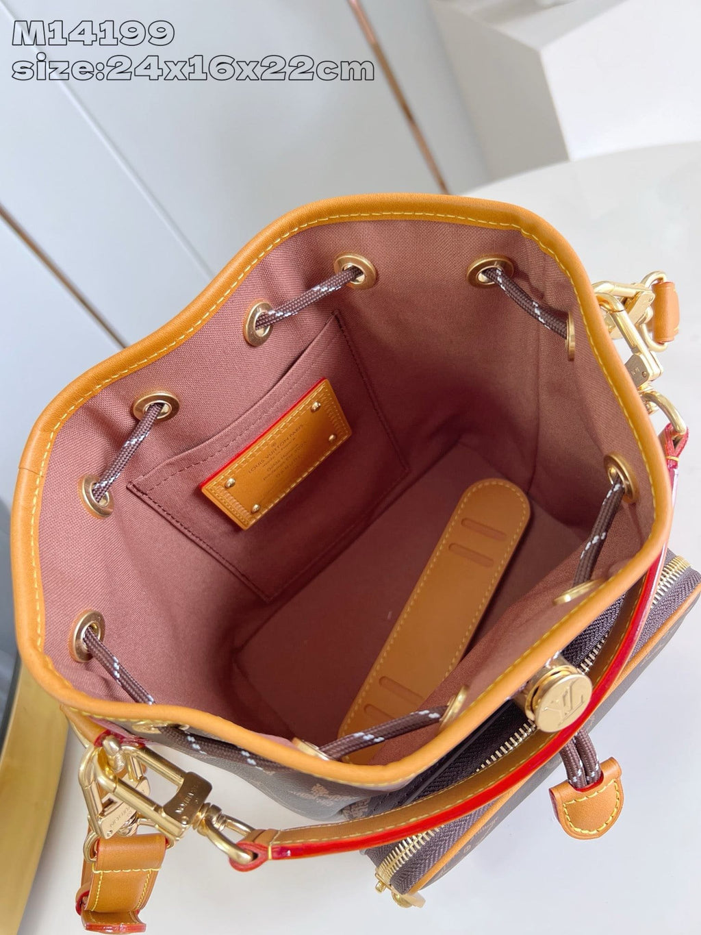 Louis Vuitton M14199 NOÉ CARGO BAG