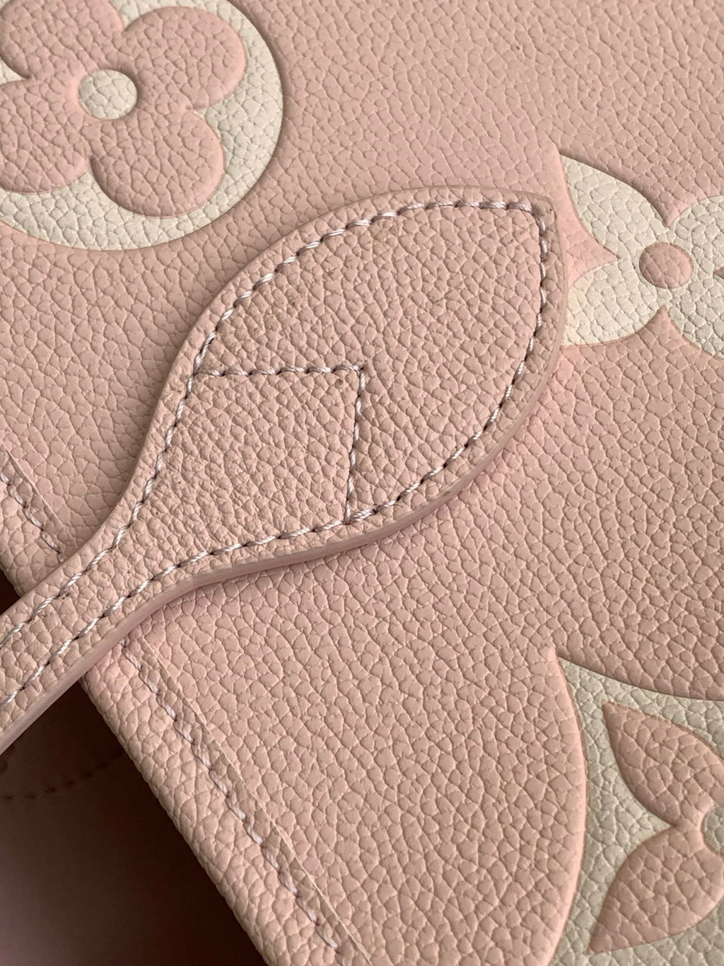 Louis Vuitton M14210 Neverfull MM