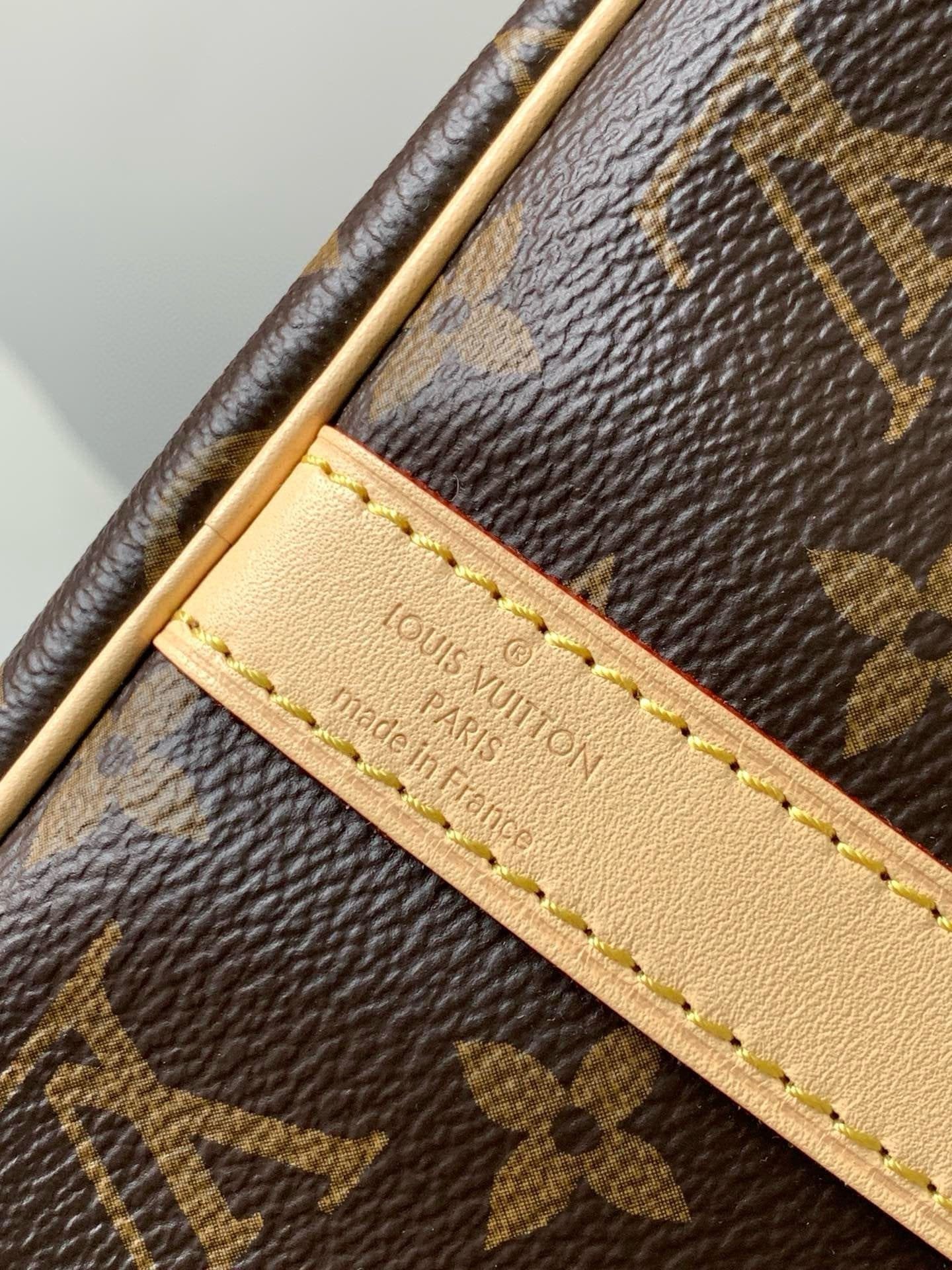 Louis Vuitton M46980 Speedy Bandoulière 30