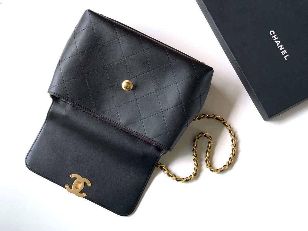 CHANEL LARGE FLAP BAG WITH TOP HANDLE