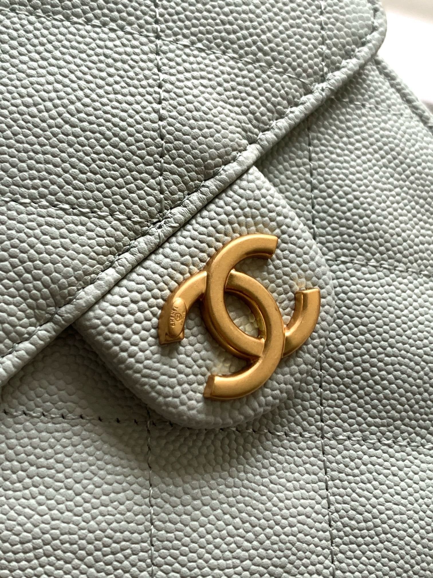 CHANEL 25 Small Handbag