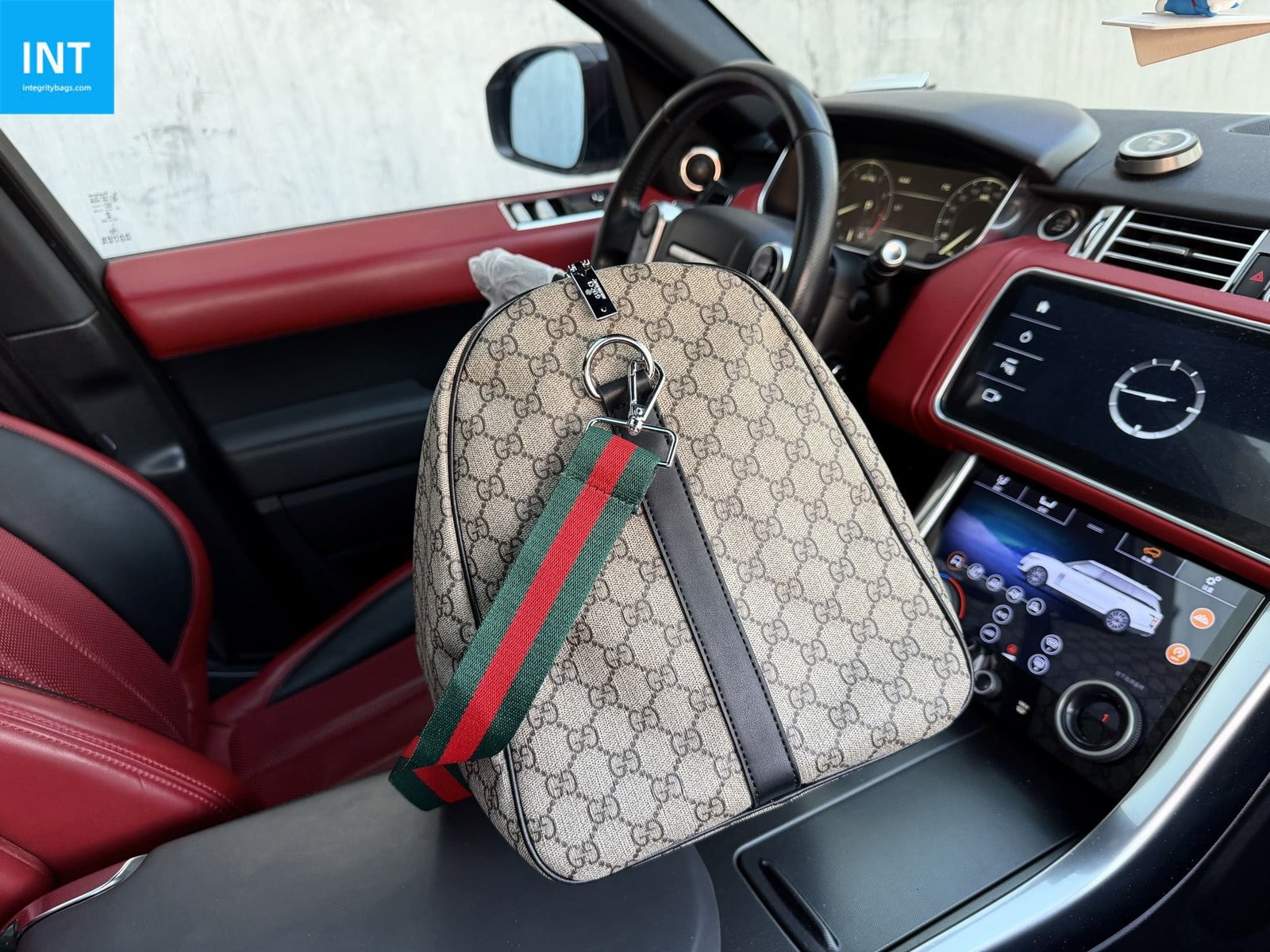 GUCCI LARGE DUFFLE BAG