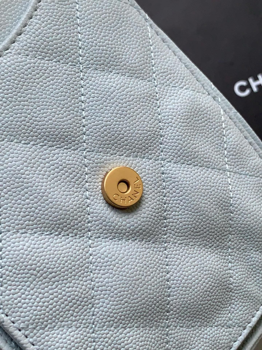 CHANEL 25 Small Handbag