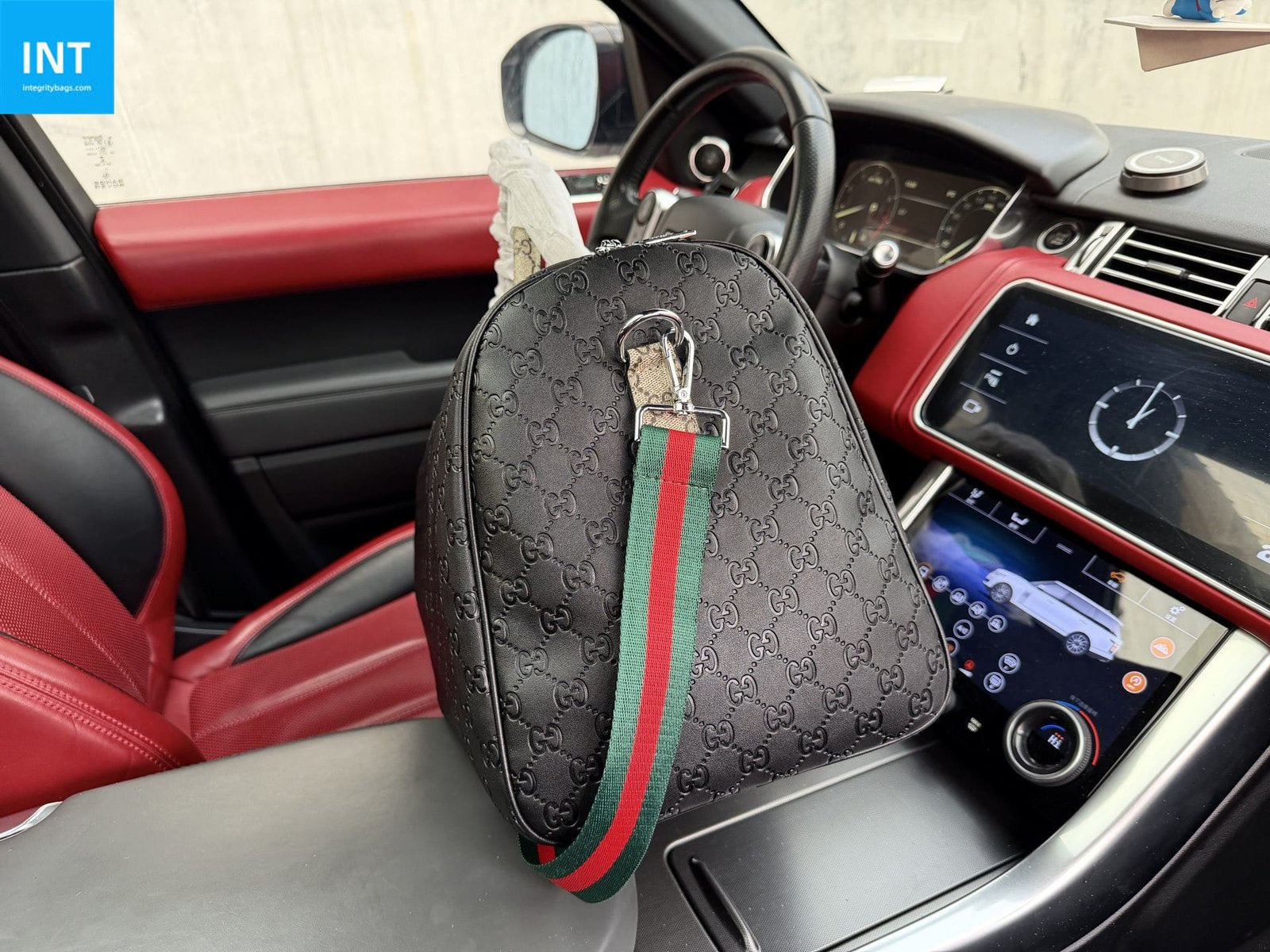 GUCCI LARGE DUFFLE BAG