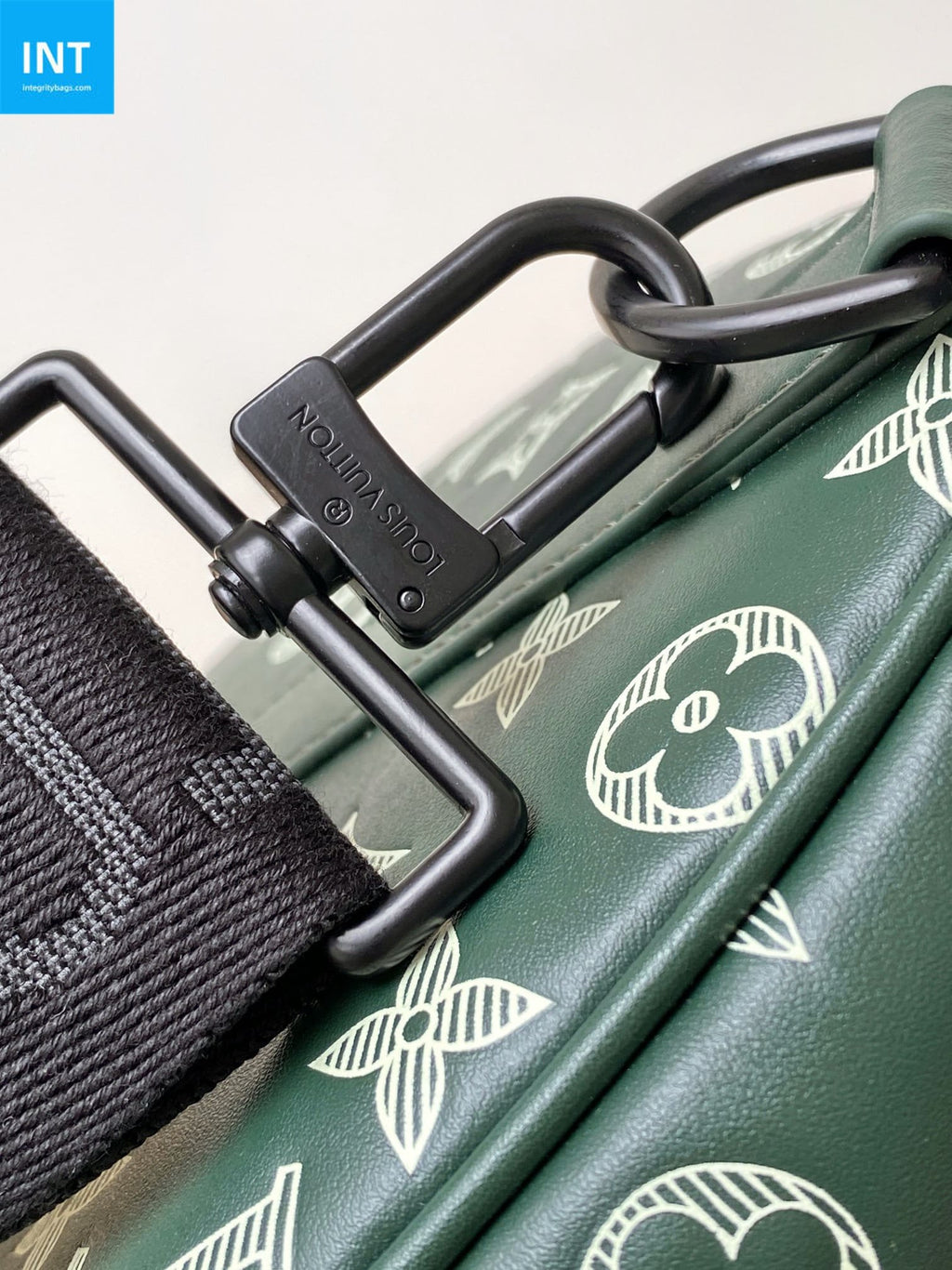 Louis Vuitton M27179 Keepall Bandoulière 50