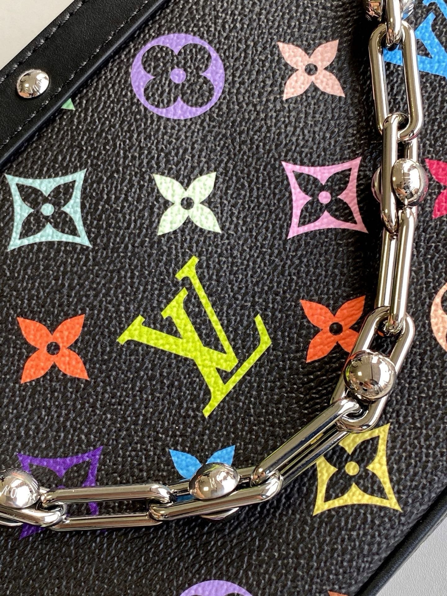 Louis Vuitton M13663 LV x TM Pochette Accessoires