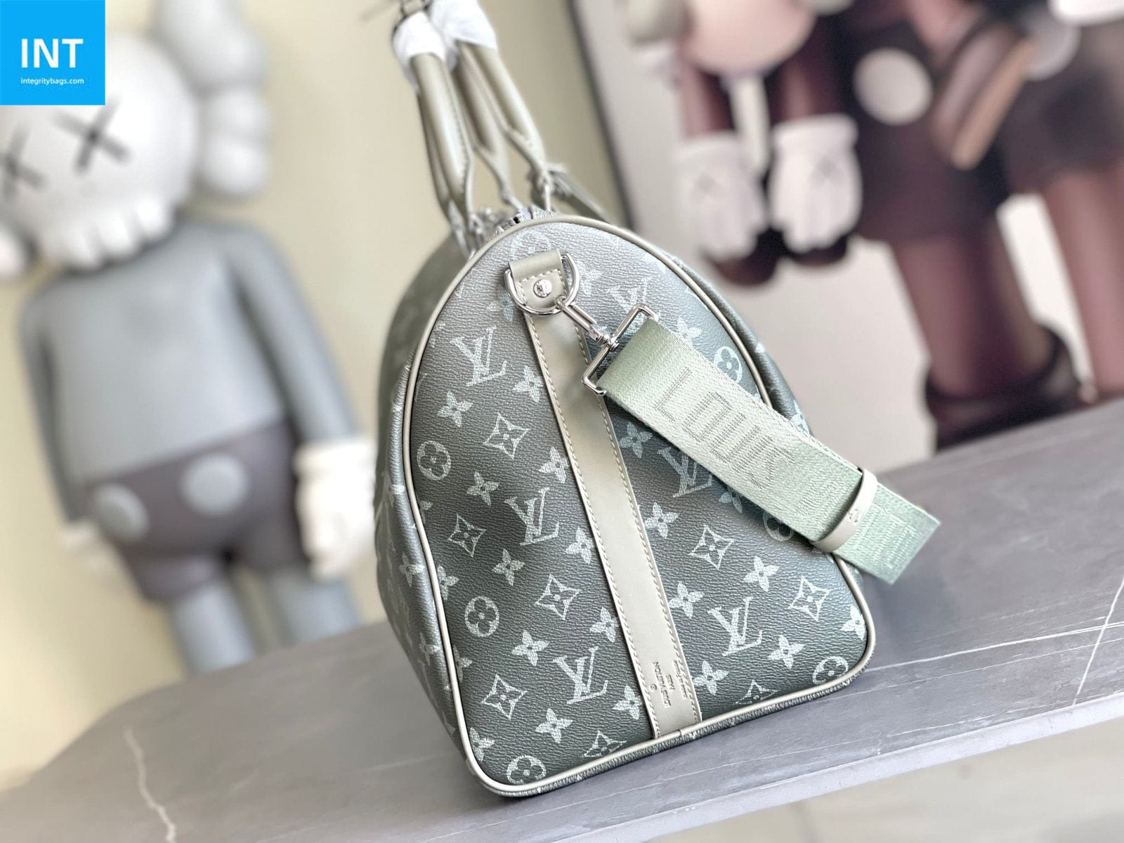 Louis Vuitton M11718 KEEPALL BANDOULIÈRE 45 travel bag