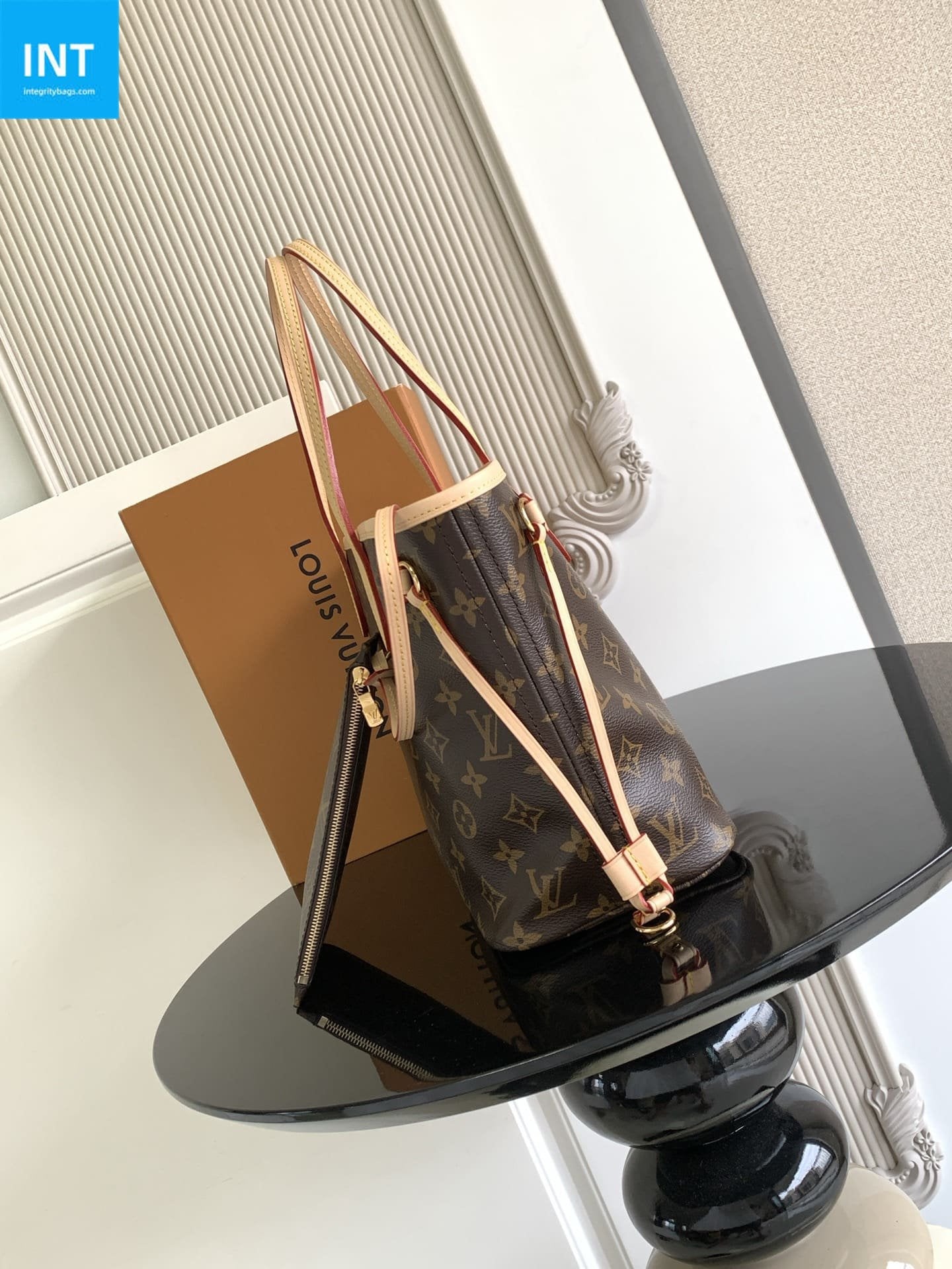 Louis Vuitton M46979 Neverfull PM