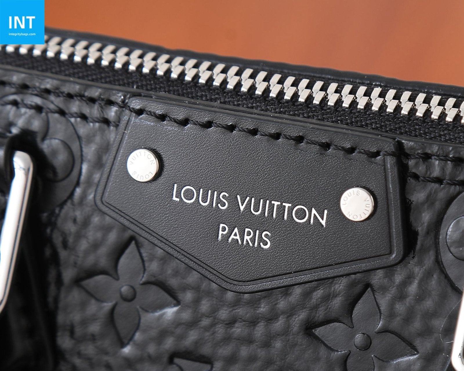 Louis Vuitton M27812 Alma Trunk BB