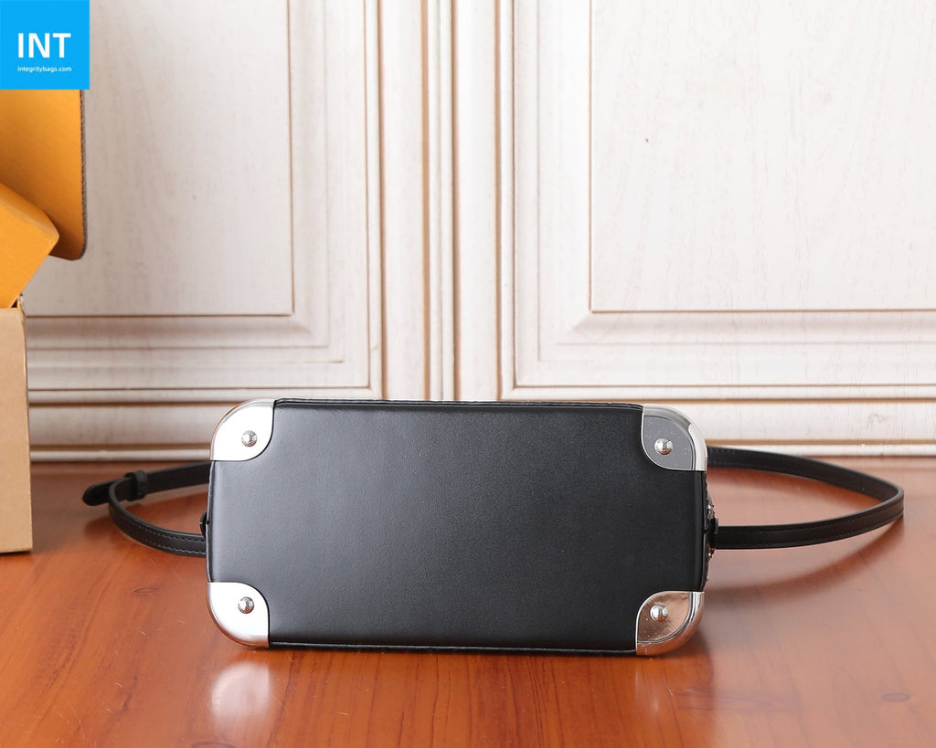Louis Vuitton M27812 Alma Trunk BB