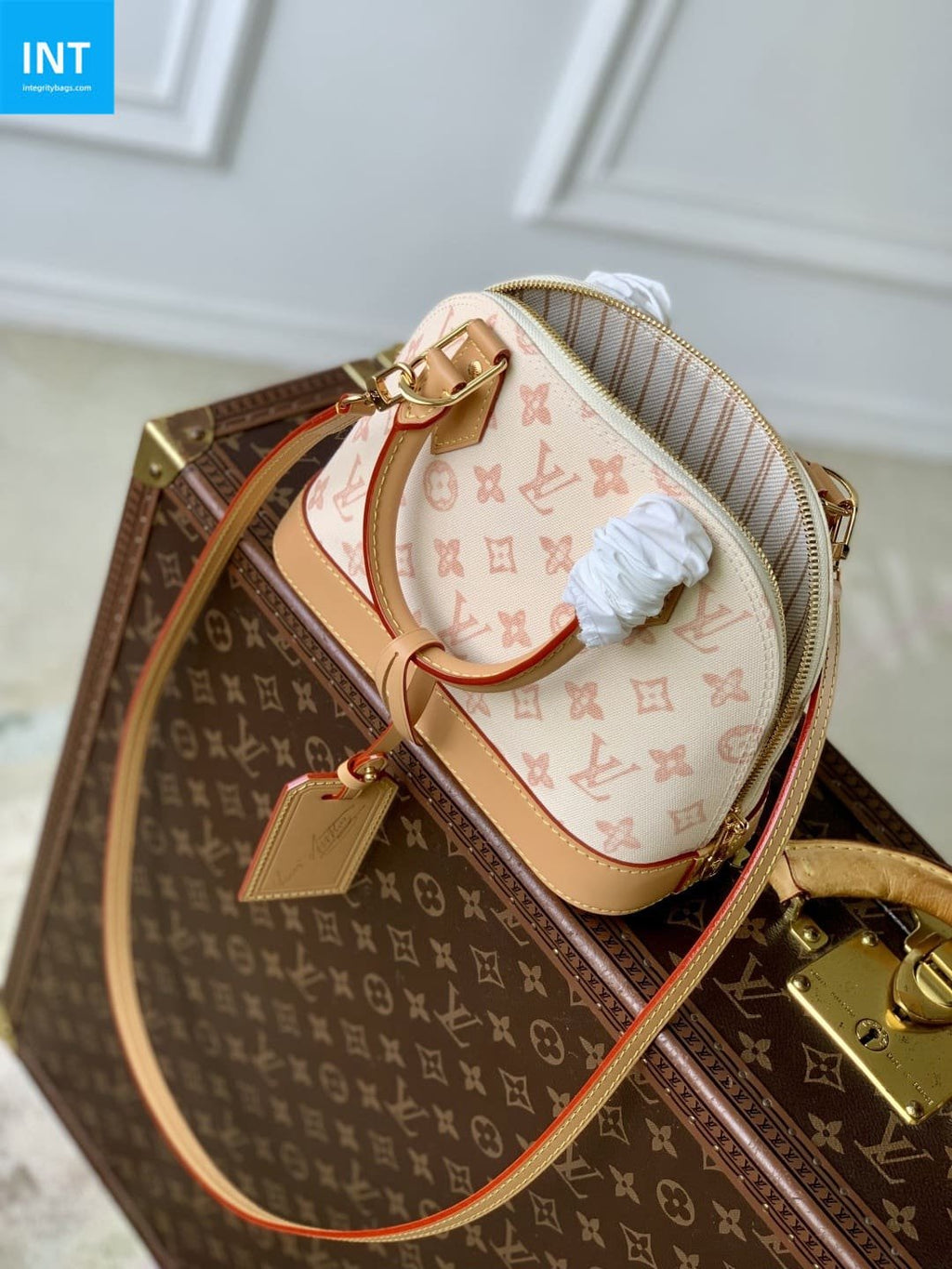 Louis Vuitton M27525 Alma BB