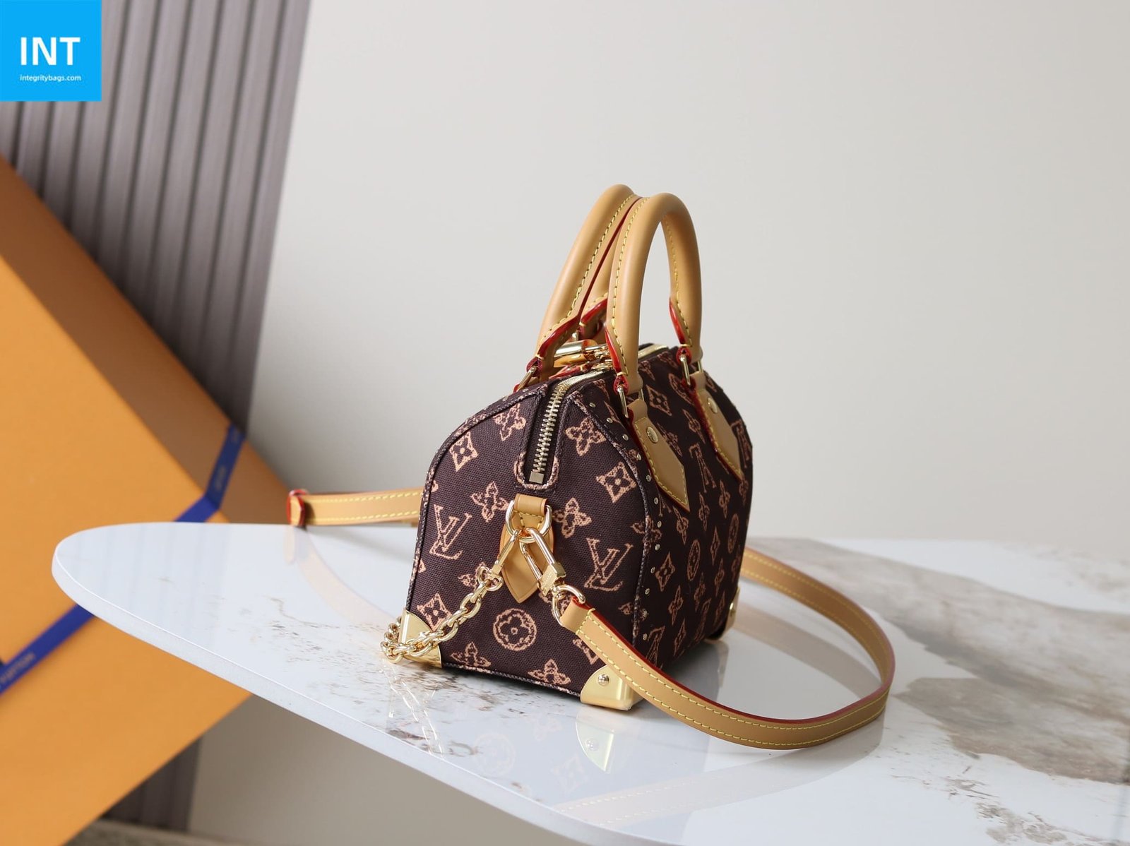 Louis Vuitton M28102 Speedy Trunk 20