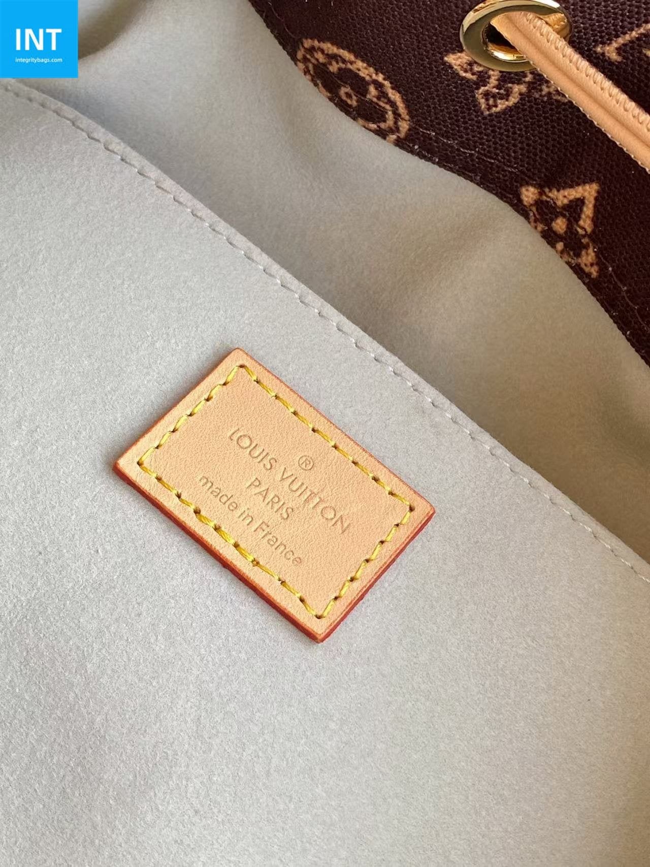 Louis Vuitton M28103 Noé Trunk