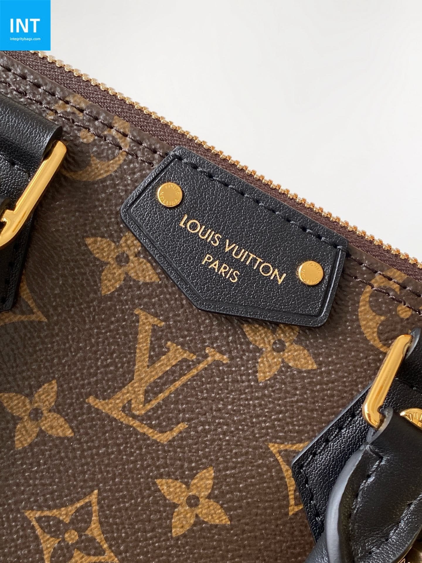 Louis Vuitton M27216 Alma Trunk PM