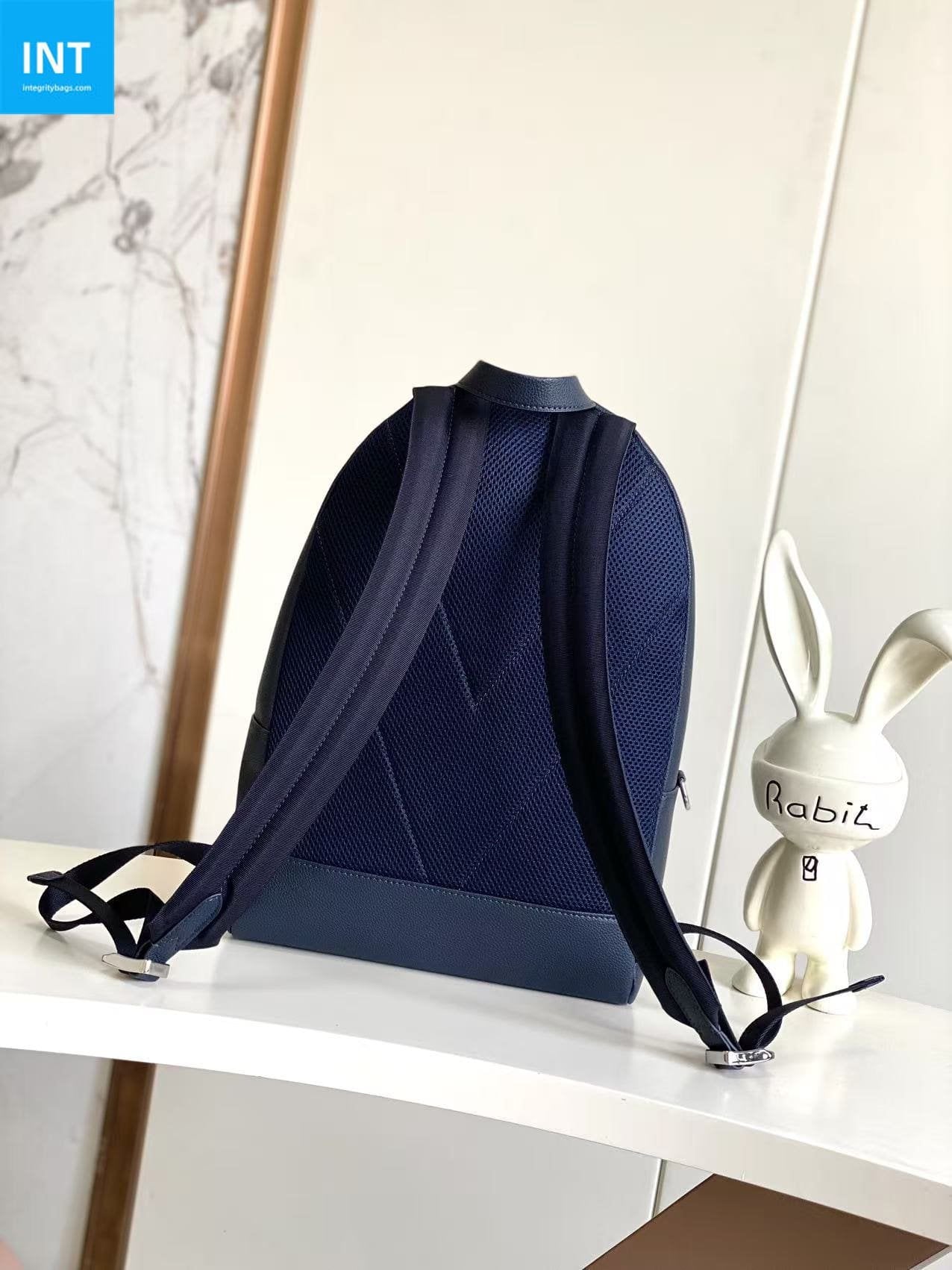 Louis Vuitton M26022 Discovery Work Backpack