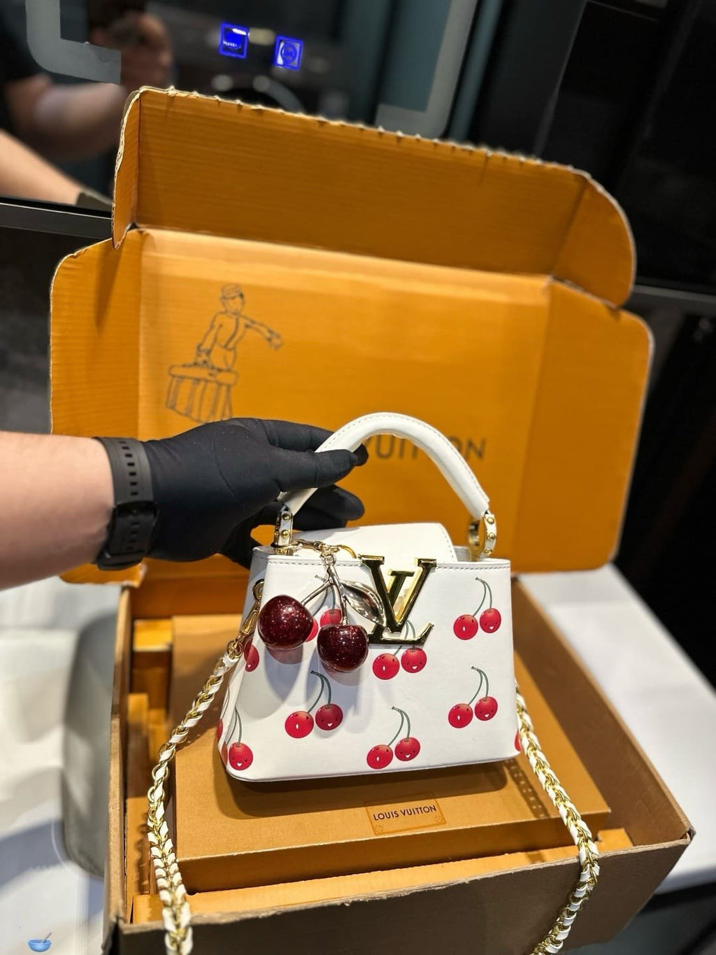 Louis Vuitton M13251 LV x TM Capucines Mini