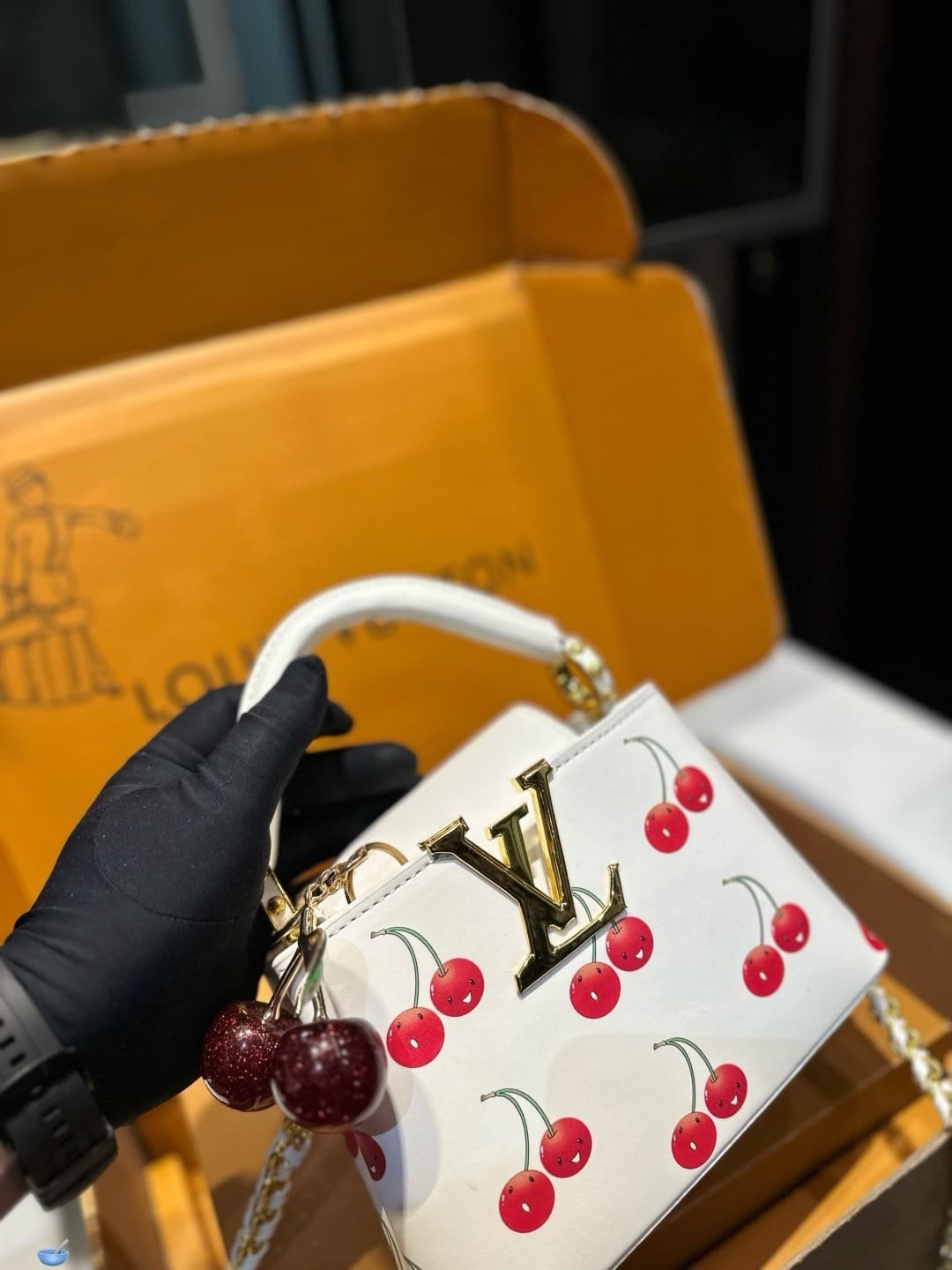 Louis Vuitton M13251 LV x TM Capucines Mini