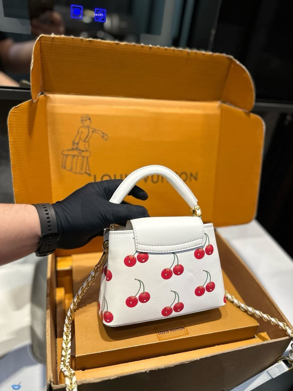 Louis Vuitton M13251 LV x TM Capucines Mini