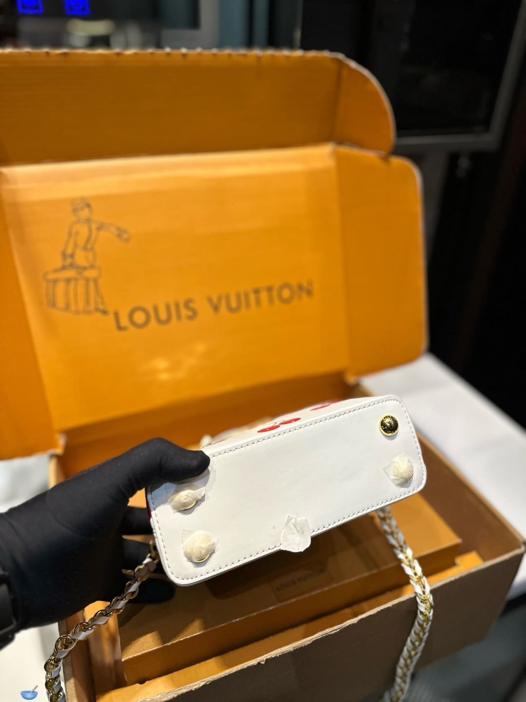 Louis Vuitton M13251 LV x TM Capucines Mini
