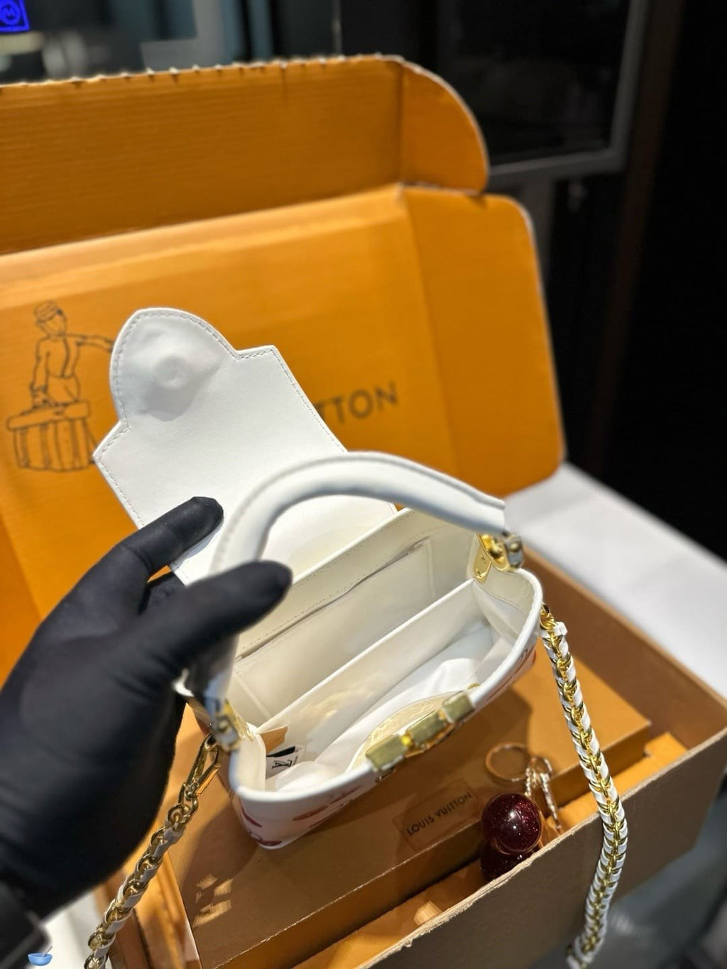 Louis Vuitton M13251 LV x TM Capucines Mini