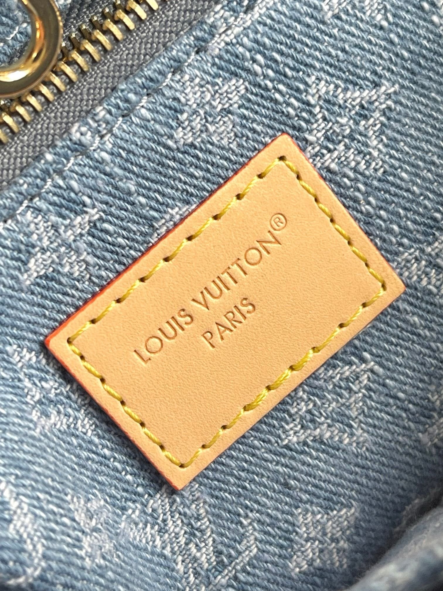 Louis Vuitton M14633 OnTheGo PM
