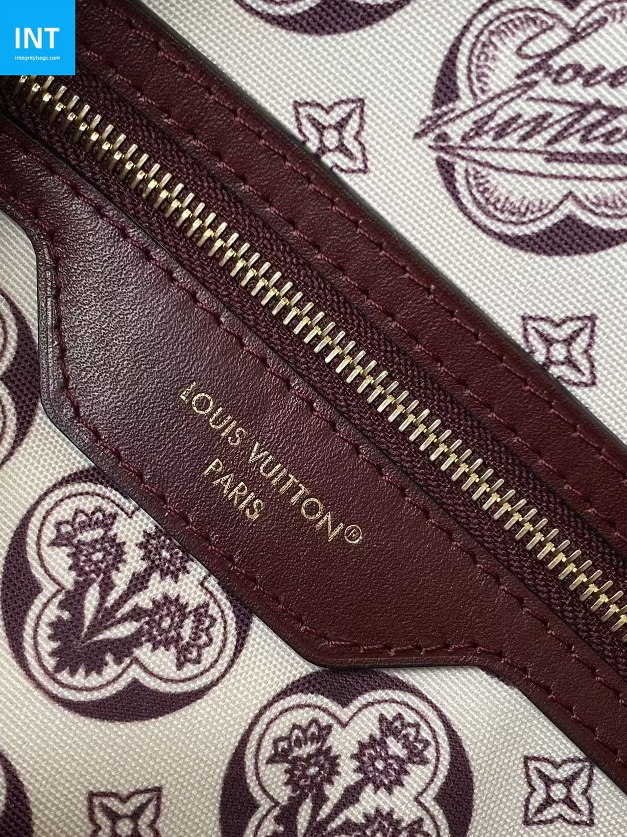 Louis Vuitton M28379 Speedy 30 Soft Celebration